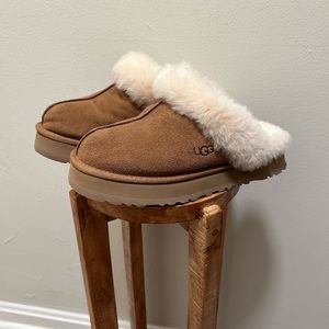 UGG Disquette Slippers